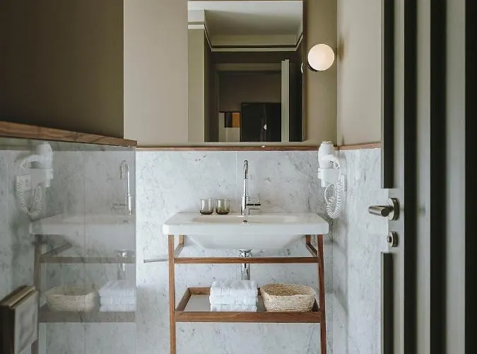 Chiqui Hotel Santander